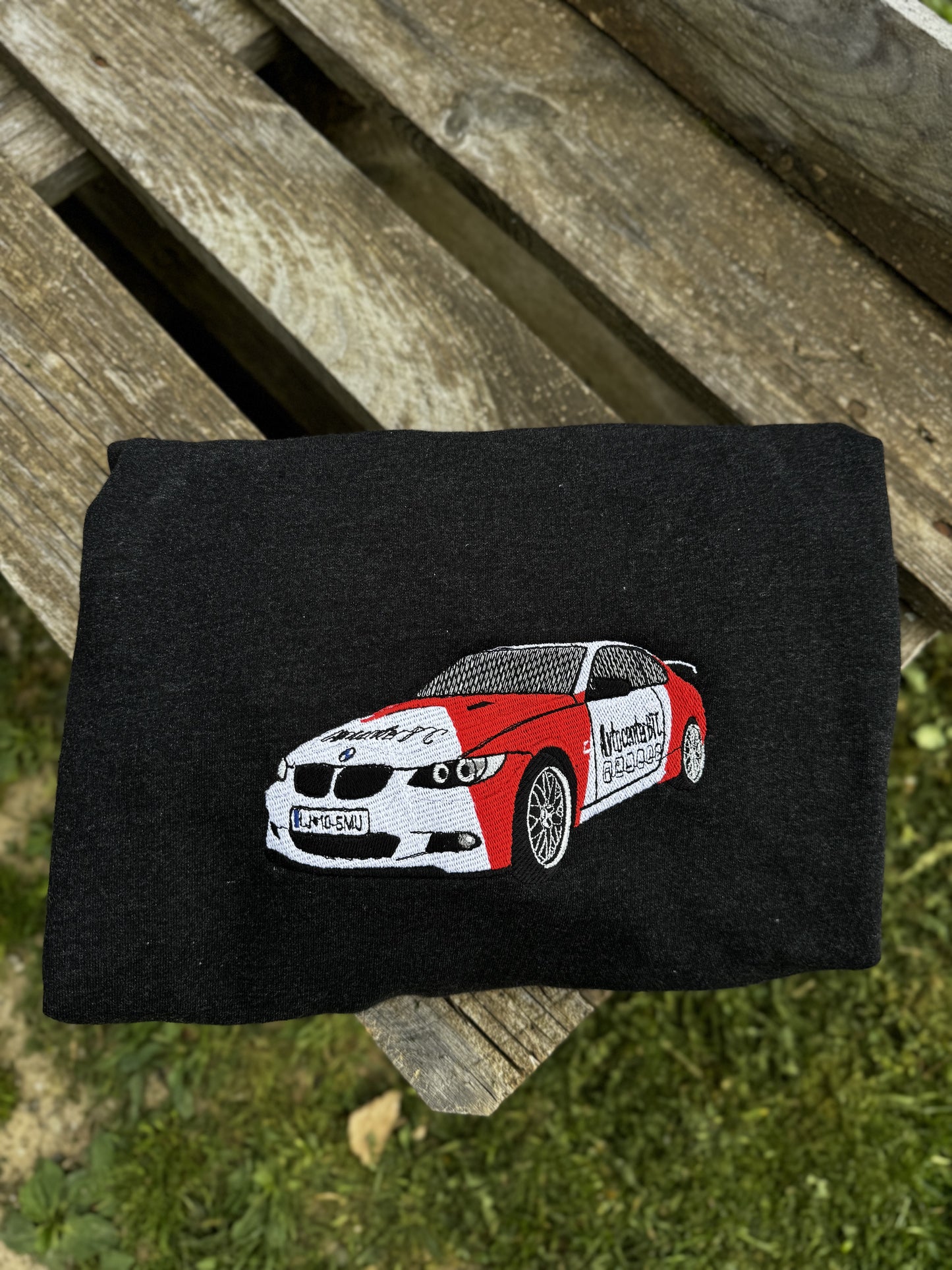 Ihr Auto auf einem Kleidungsstück